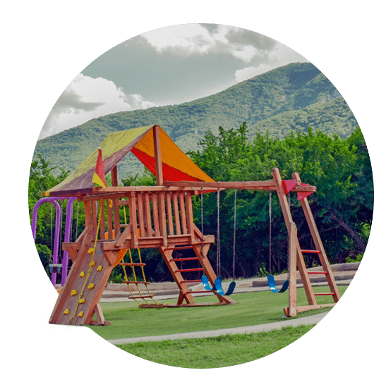 Parque con juegos infantiles en Arcadia La Silla